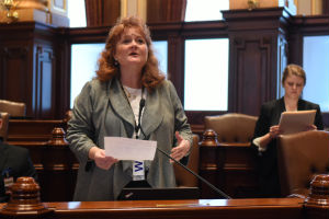 Senator Murphy advocates for her legislation on the Senate floor
